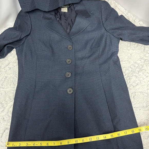 Akris 2-Piece Skirt and Jacket Suit Size 12 - Picture 10 of 12